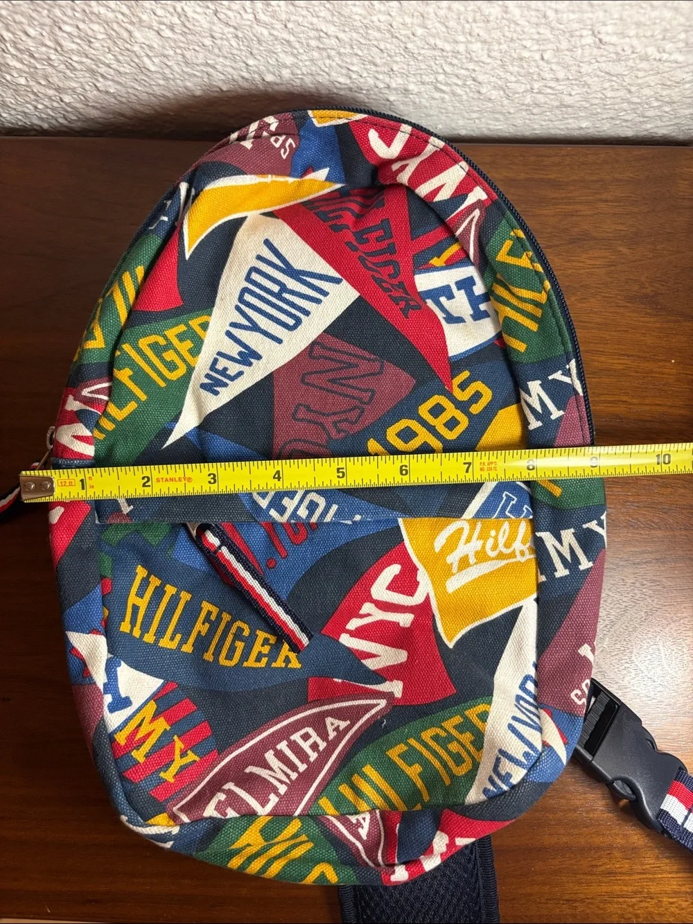 Vintage 1985 Tommy Hilfiger NYC Pennant-Print Sling Backpack